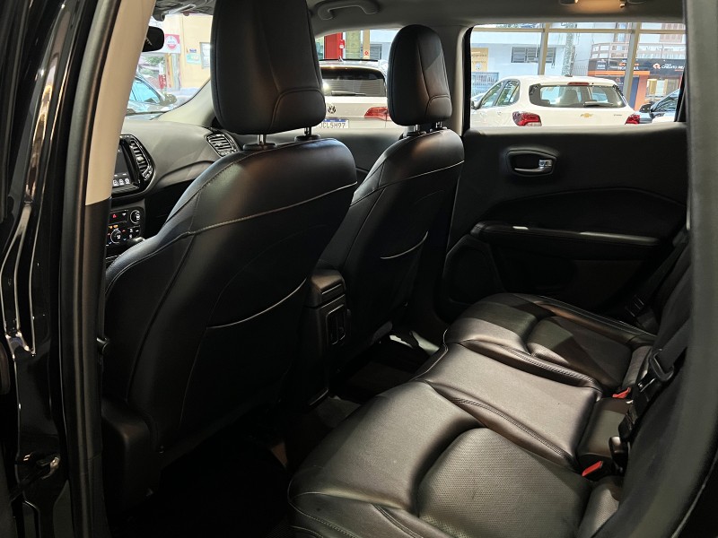 COMPASS 2.0 16V FLEX LIMITED AUTOMÁTICO - 2018 - FARROUPILHA