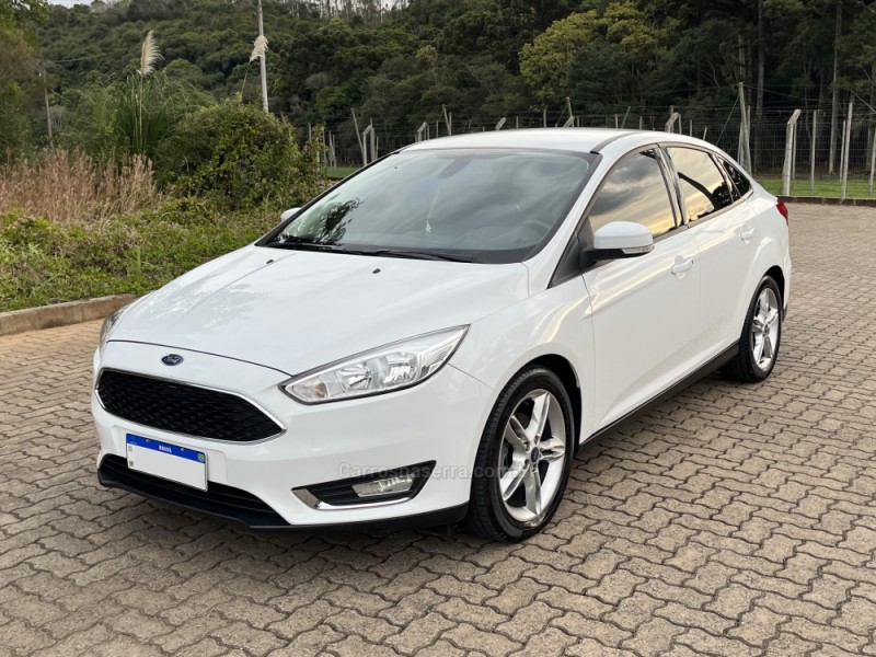FOCUS 2.0 SE FASTBACK 16V FLEX 4P AUTOMÁTICO - 2016 - NOVA BASSANO