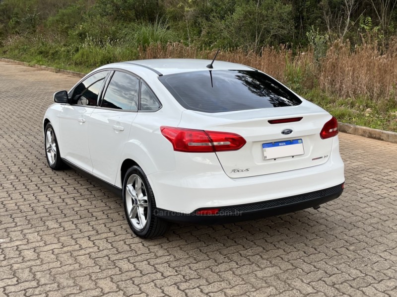 FOCUS 2.0 SE FASTBACK 16V FLEX 4P AUTOMÁTICO - 2016 - NOVA BASSANO