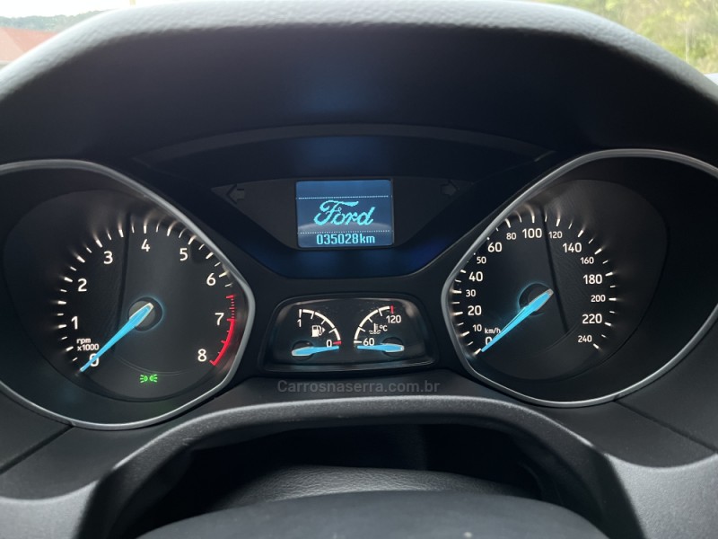 FOCUS 2.0 SE FASTBACK 16V FLEX 4P AUTOMÁTICO - 2016 - NOVA BASSANO