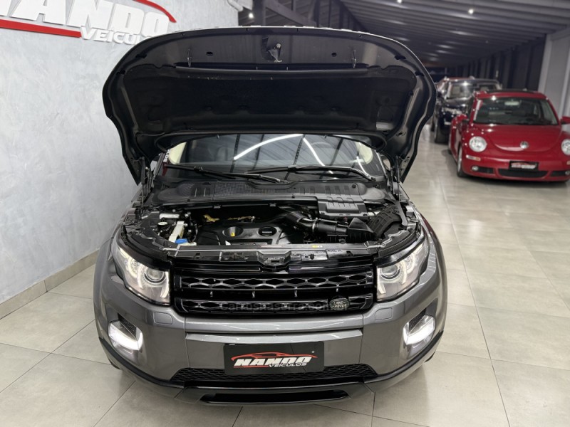 RANGE ROVER EVOQUE 2.0 PURE 4WD 16V GASOLINA 4P AUTOMÁTICO - 2015 - SAPIRANGA