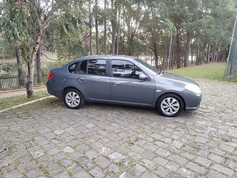 SYMBOL 1.6 PRIVILÈGE 16V FLEX 4P MANUAL - 2010 - CAXIAS DO SUL