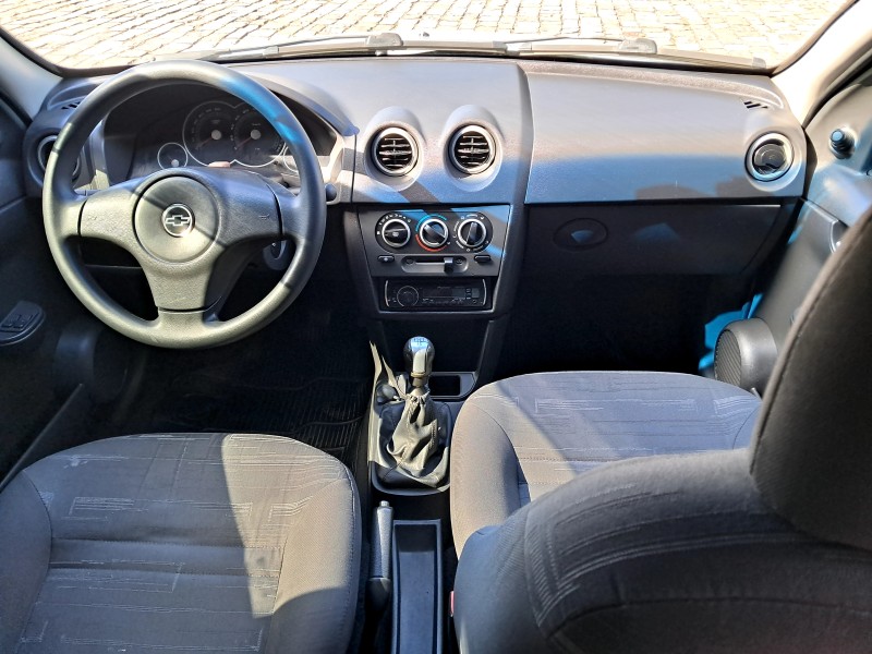 PRISMA 1.4 MPFI MAXX 8V FLEX 4P MANUAL - 2011 - CAXIAS DO SUL