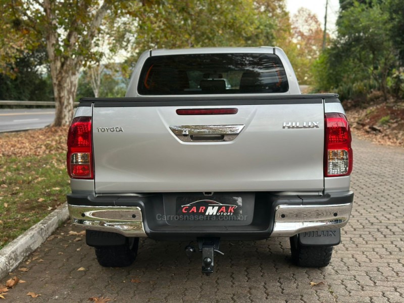HILUX 2.8 SRV 4X4 CD 16V DIESEL 4P AUTOMÁTICO - 2017 - DOIS IRMãOS