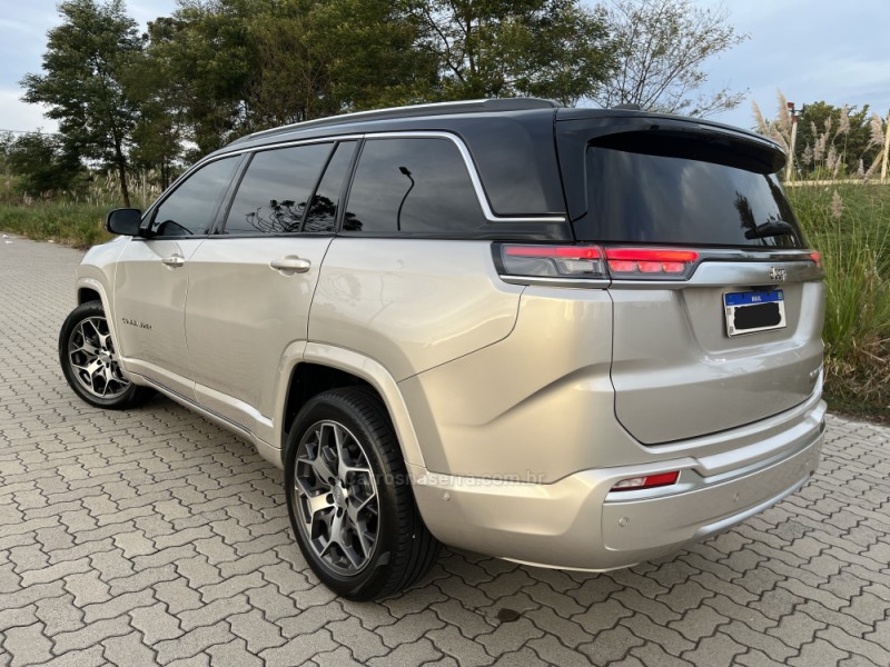 COMMANDER 1.3 OVERLAND T270 16V 4X2 TURBO FLEX 4P AUTOMÁTICO - 2023 - CAXIAS DO SUL
