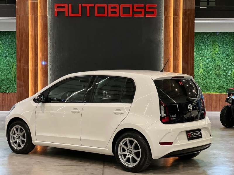 UP 1.0 TSI MOVE UP 12V FLEX 4P MANUAL - 2018 - NOVO HAMBURGO
