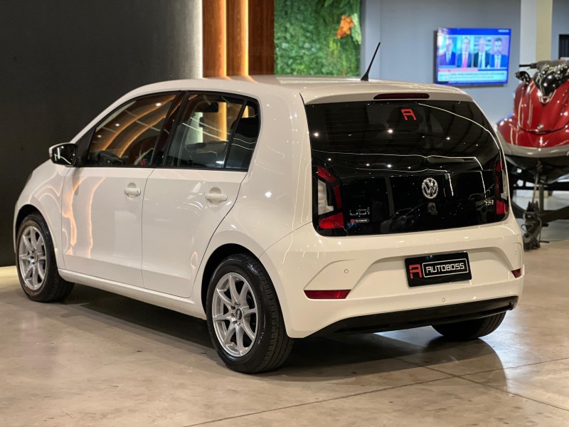 UP 1.0 TSI MOVE UP 12V FLEX 4P MANUAL - 2018 - NOVO HAMBURGO