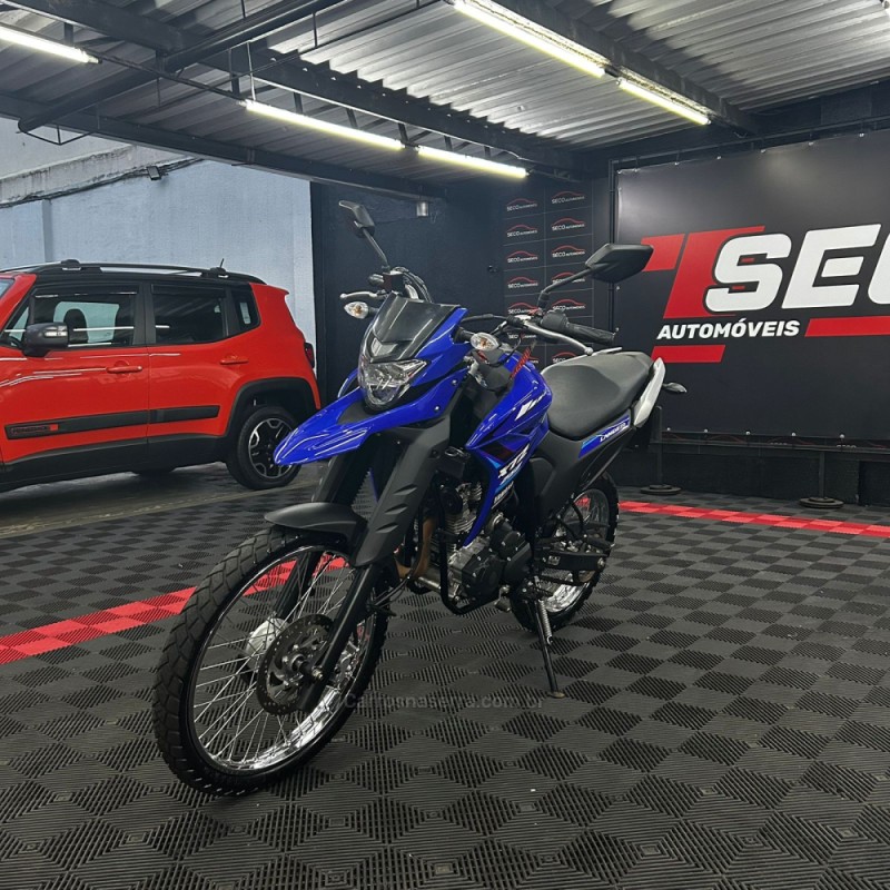 XTZ 250 LANDER