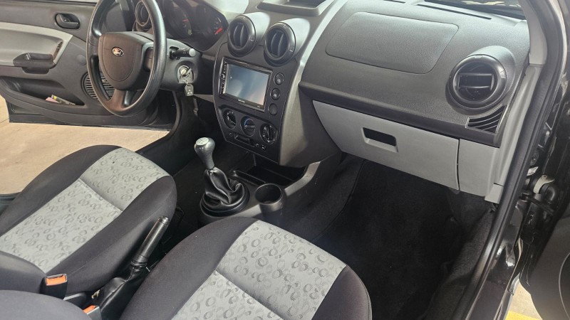 FIESTA 1.0 MPI PERSONNALITÉ 8V FLEX 4P MANUAL - 2008 - CAXIAS DO SUL