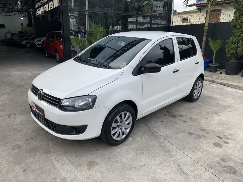 FOX 1.0 MI 8V FLEX 4P MANUAL - 2013 - CAXIAS DO SUL