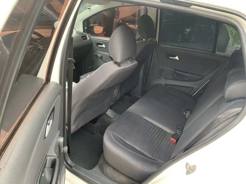 FOX 1.0 MI 8V FLEX 4P MANUAL - 2013 - CAXIAS DO SUL