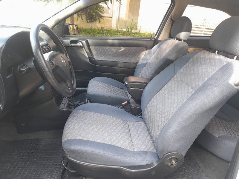ASTRA 1.8 MPFI GL 8V GASOLINA 2P MANUAL - 1999 - FARROUPILHA