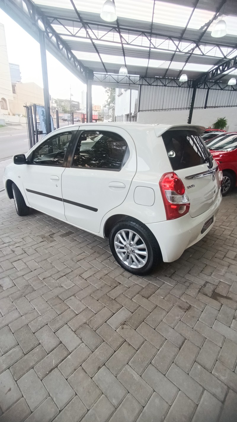 ETIOS 1.5 XLS 16V FLEX 4P MANUAL - 2013 - CAXIAS DO SUL
