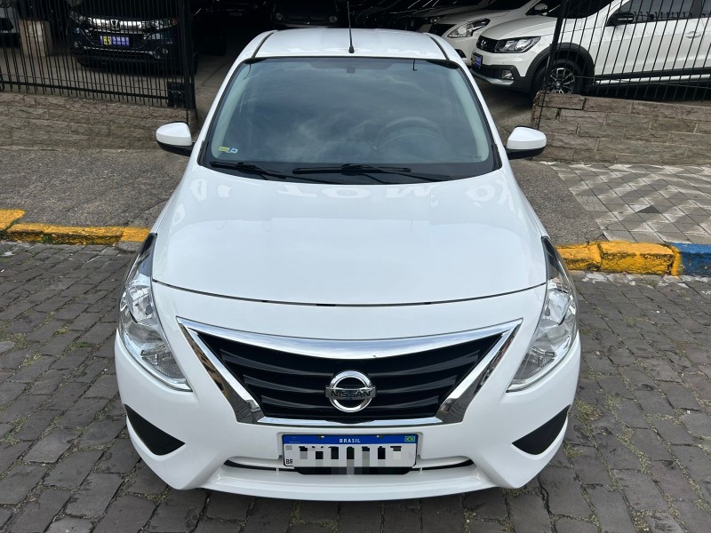 VERSA 1.6 16V FLEX SV 4P XTRONIC - 2018 - GARIBALDI