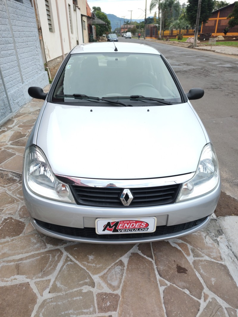 SYMBOL 1.6 EXPRESSION 16V FLEX 4P MANUAL - 2012 - TRêS COROAS