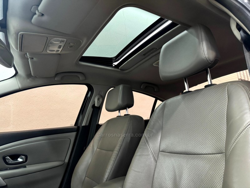 FLUENCE 2.0 PRIVILÉGE 16V FLEX 4P AUTOMÁTICO - 2012 - CASCA