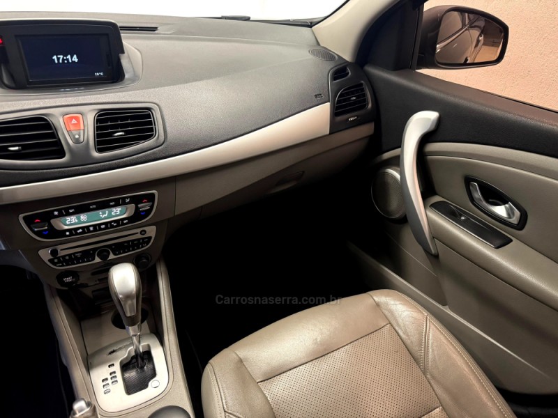 FLUENCE 2.0 PRIVILÉGE 16V FLEX 4P AUTOMÁTICO - 2012 - CASCA