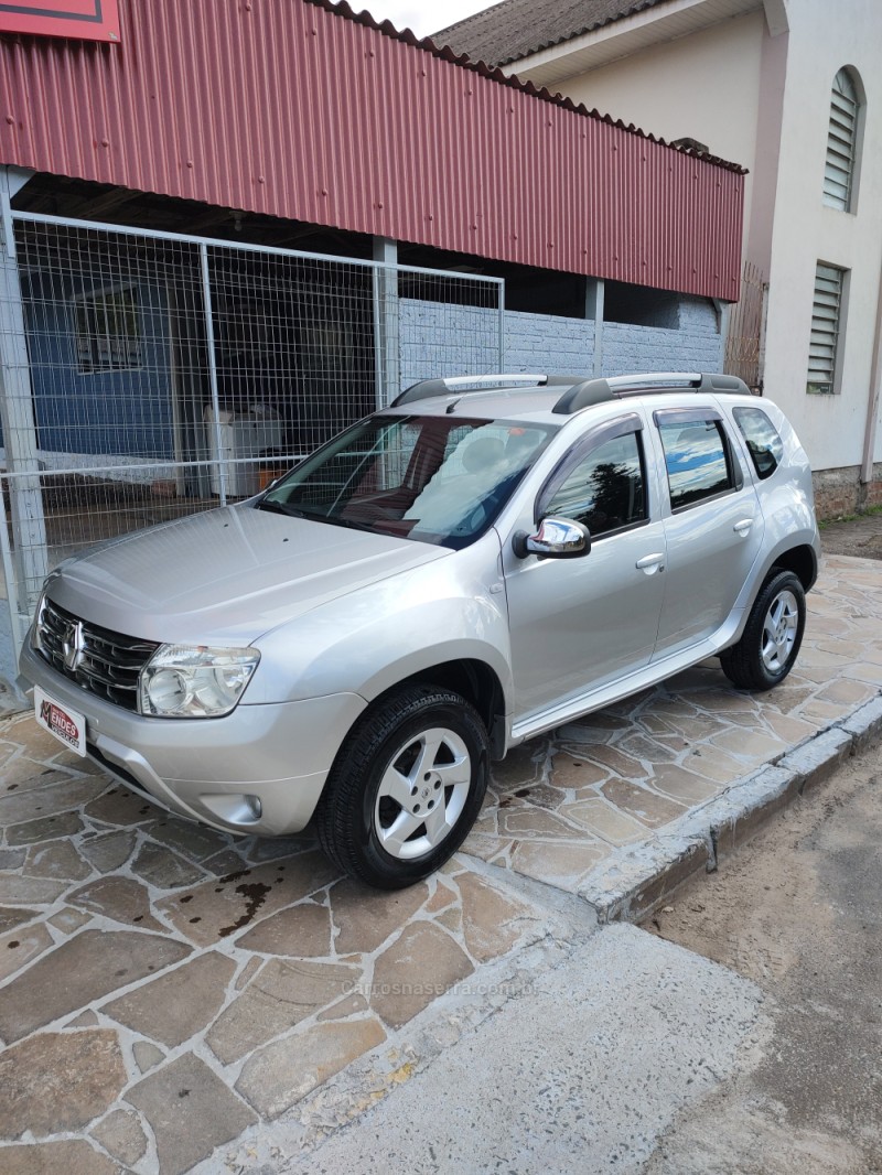 duster 2.0 dynamique 4x2 16v flex 4p manual 2013 tres coroas