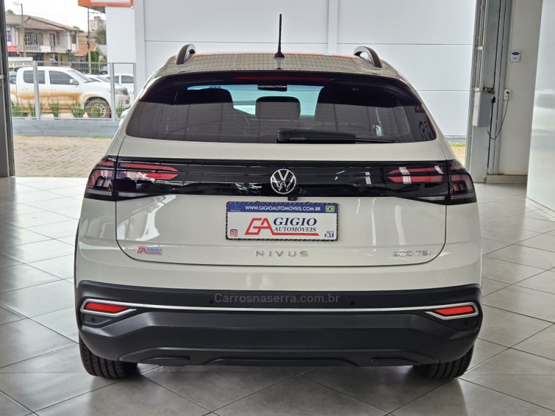 NIVUS 1.0 TSI COMFORTLINE FLEX 4P AUTOMÁTICO - 2023 - TAPEJARA