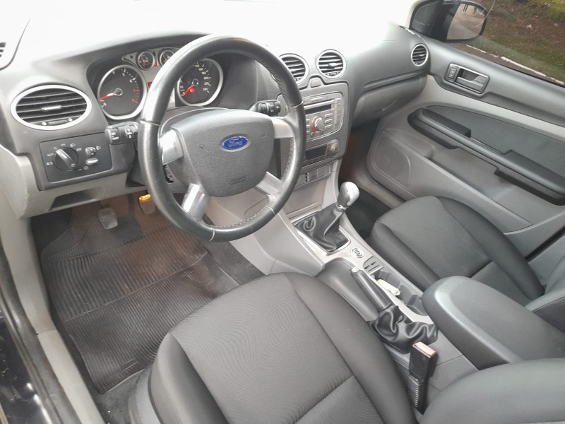 FOCUS 2.0 GLX SEDAN 16V FLEX 4P MANUAL - 2013 - FARROUPILHA