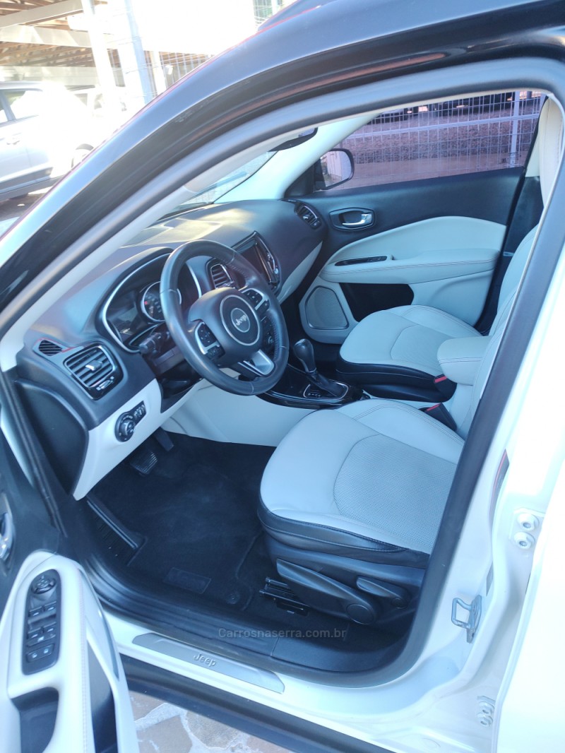 COMPASS 2.0 16V FLEX LIMITED AUTOMÁTICO - 2018 - TRêS COROAS