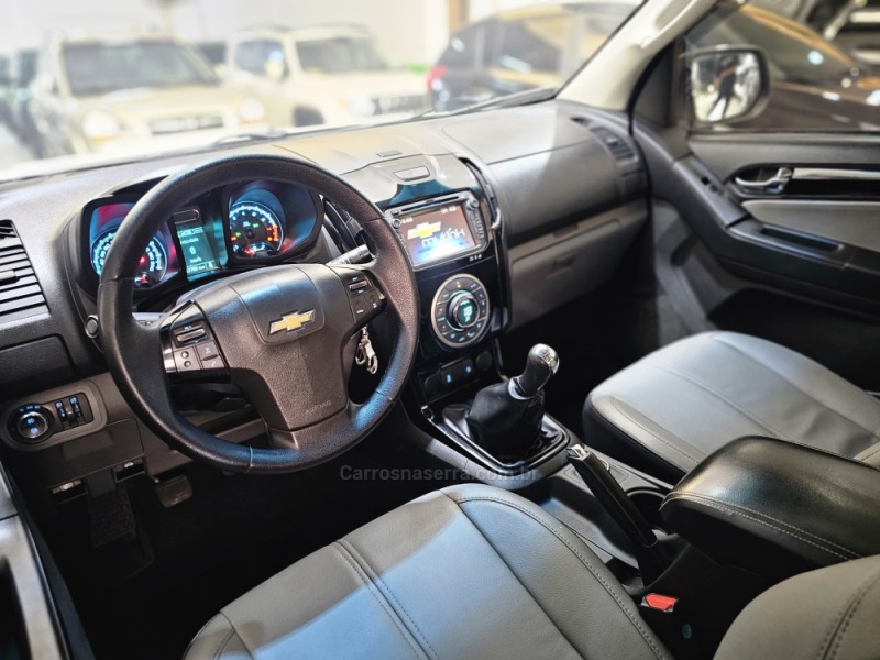 S10 2.5 LTZ 4X4 CD 16V FLEX 4P MANUAL - 2015 - SAPUCAIA DO SUL