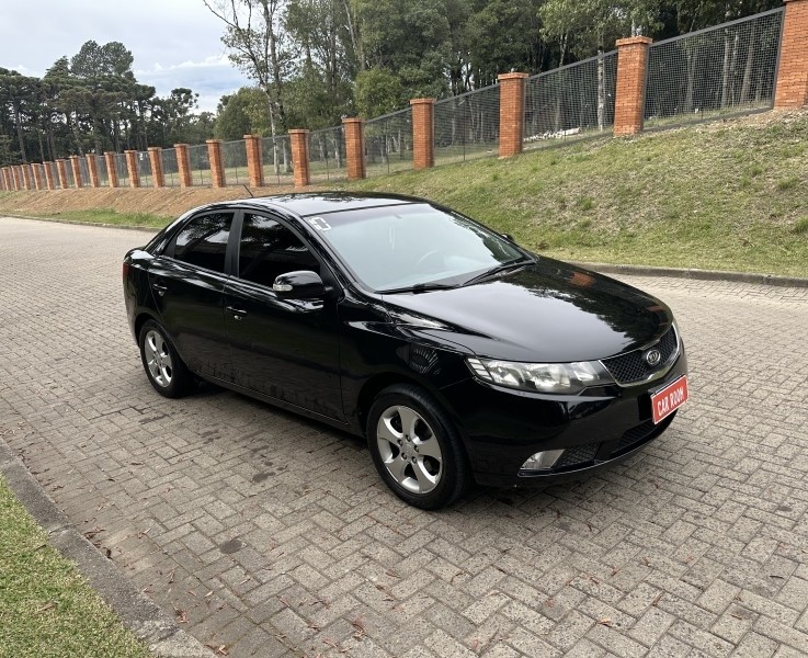CERATO 1.6 EX2 SEDAN 16V GASOLINA 4P MANUAL - 2010 - CAXIAS DO SUL