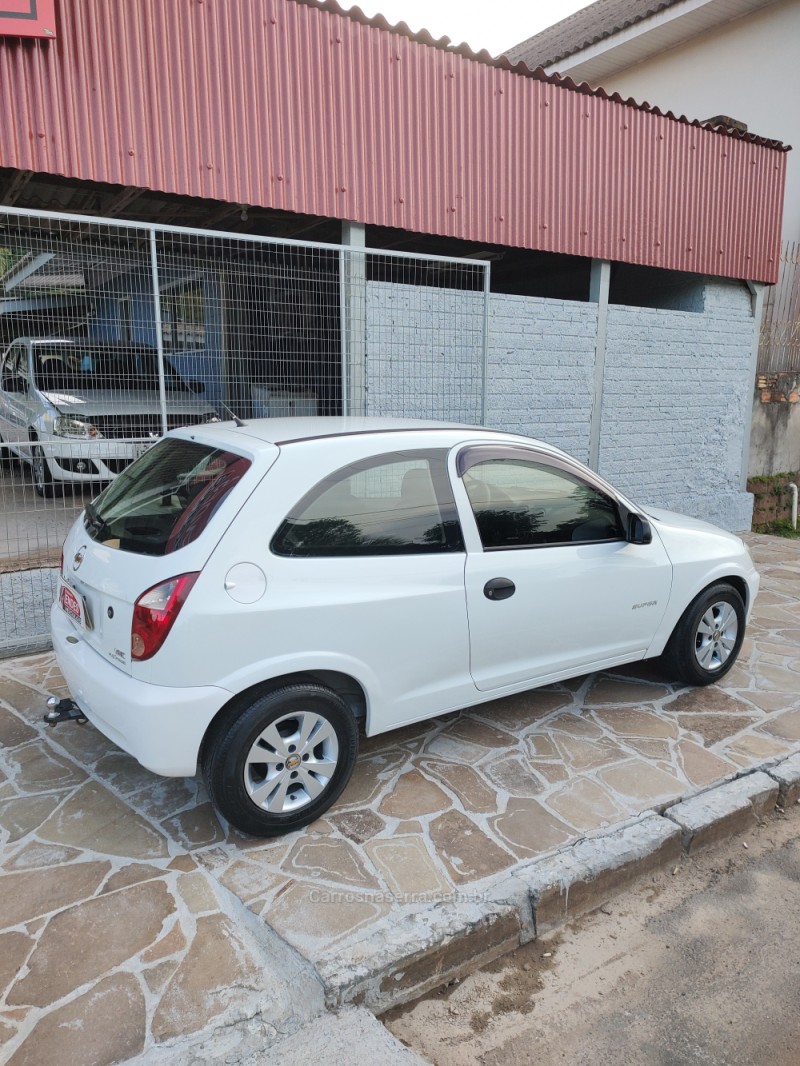 CELTA 1.0 MPFI VHC SUPER 8V FLEX 2P MANUAL - 2008 - TRêS COROAS