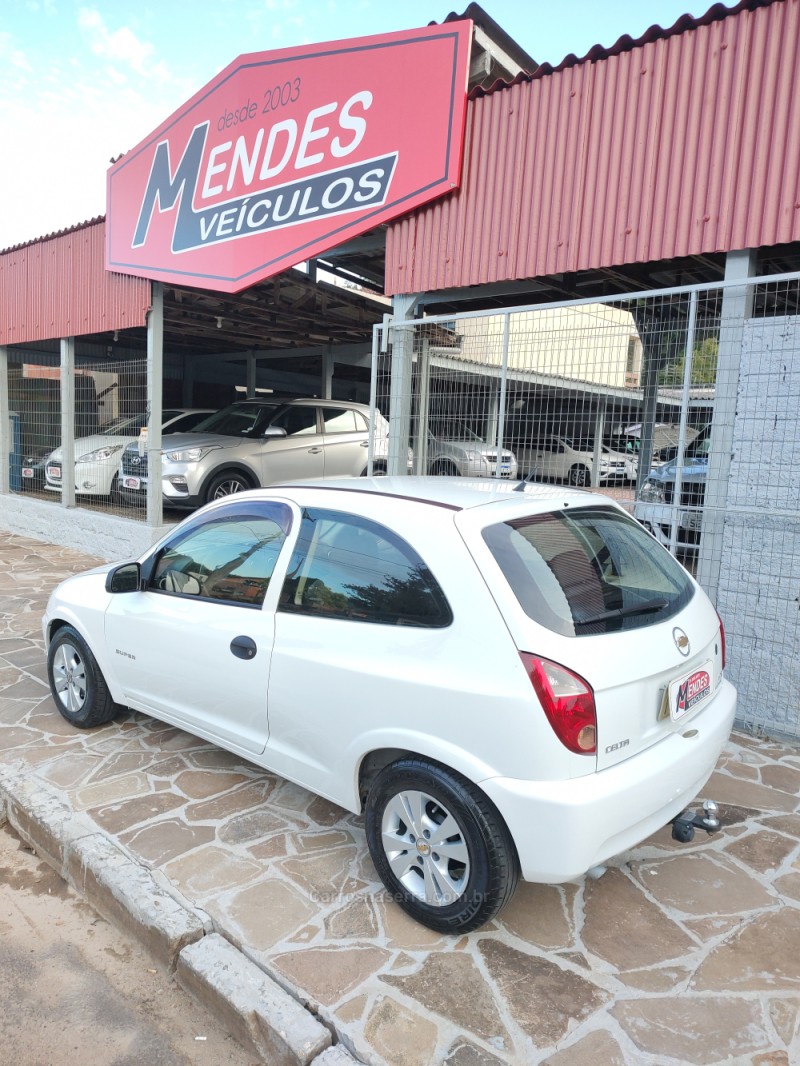 CELTA 1.0 MPFI VHC SUPER 8V FLEX 2P MANUAL - 2008 - TRêS COROAS