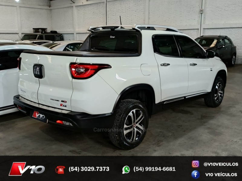 TORO 2.0 16V TURBO DIESEL VOLCANO 4WD AUTOMÁTICO - 2017 - CAXIAS DO SUL