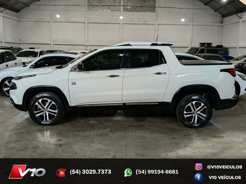 TORO 2.0 16V TURBO DIESEL VOLCANO 4WD AUTOMÁTICO - 2017 - CAXIAS DO SUL