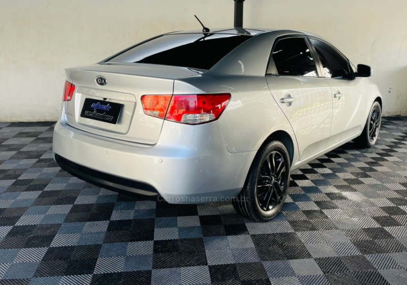 CERATO 1.6 EX3 SEDAN 16V GASOLINA 4P AUTOMÁTICO - 2012 - NOVO HAMBURGO