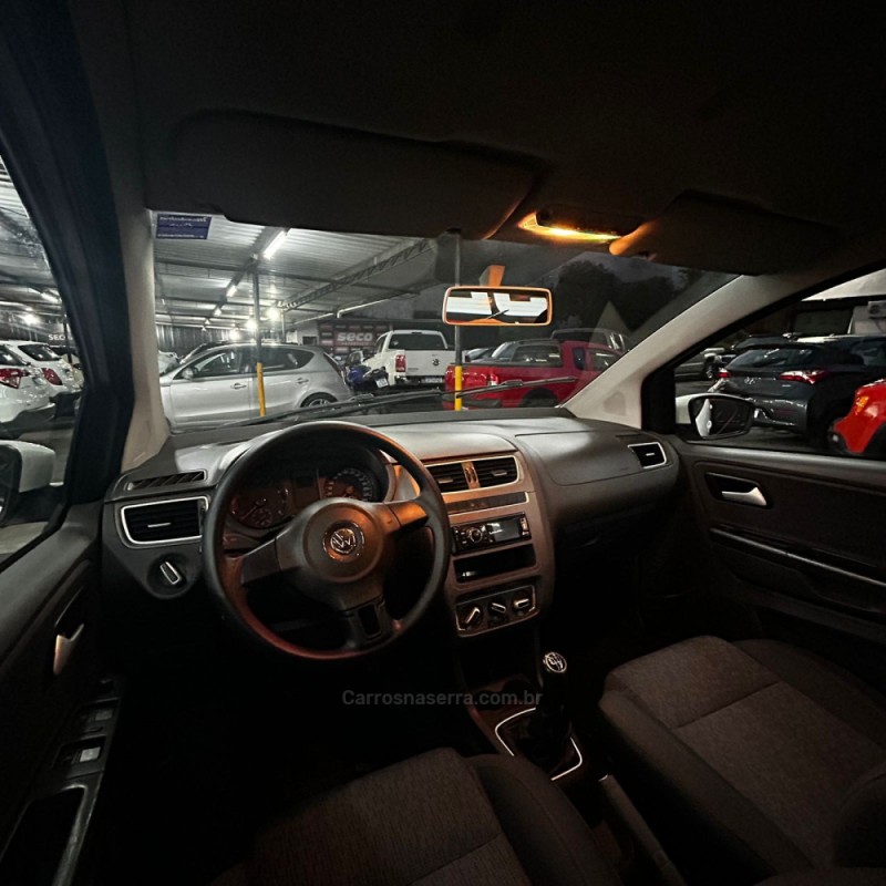 FOX 1.6 MI 8V FLEX 4P MANUAL - 2014 - PASSO FUNDO