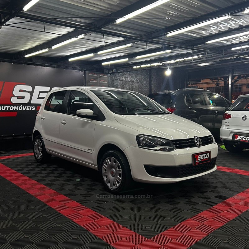 FOX 1.6 MI 8V FLEX 4P MANUAL - 2014 - PASSO FUNDO