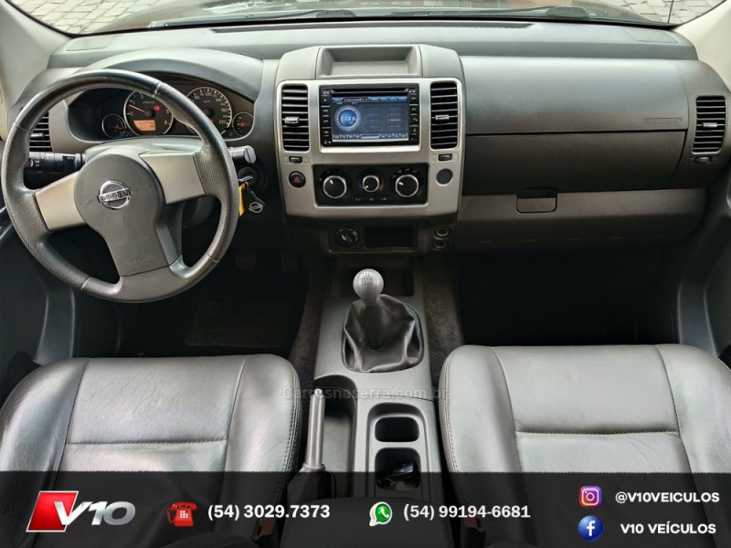 FRONTIER 2.5 SV ATTACK 4X4 CD TURBO ELETRONIC DIESEL 4P MANUAL - 2015 - CAXIAS DO SUL