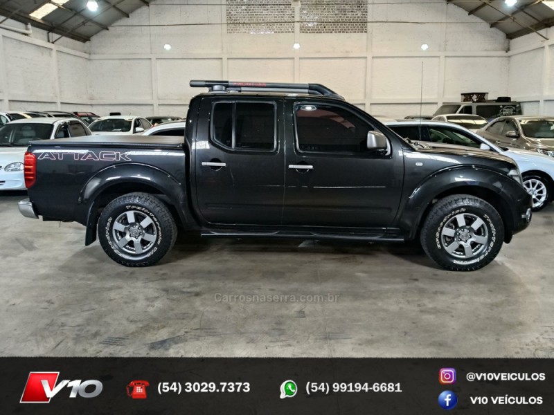 FRONTIER 2.5 SV ATTACK 4X4 CD TURBO ELETRONIC DIESEL 4P MANUAL - 2015 - CAXIAS DO SUL
