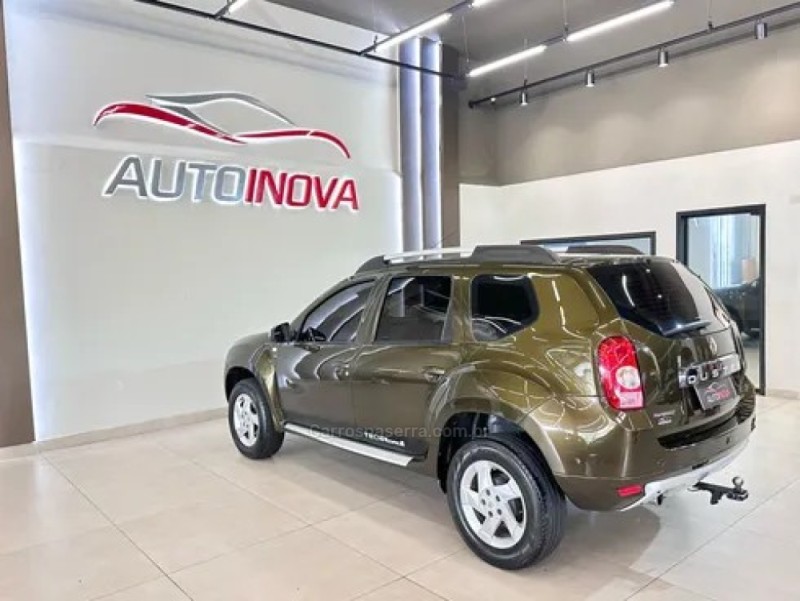 DUSTER 2.0 TECH ROAD 4X2 16V FLEX 4P MANUAL - 2015 - IVOTI