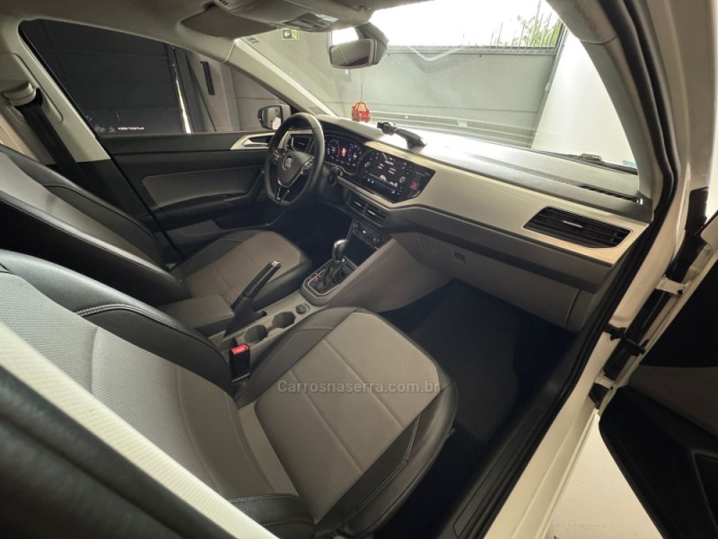 POLO 1.0	200 TSI HIGHLINE AUTOMÁTICO  - 2020 - CAXIAS DO SUL
