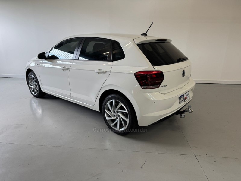POLO 1.0	200 TSI HIGHLINE AUTOMÁTICO  - 2020 - CAXIAS DO SUL