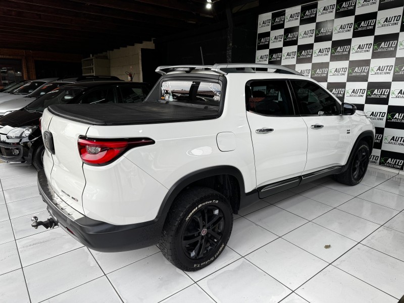 TORO 2.0 16V TURBO DIESEL VOLCANO 4WD AUTOMÁTICO - 2018 - CAXIAS DO SUL