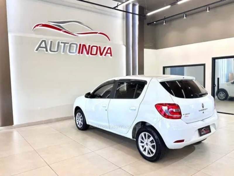 SANDERO 1.0 AUTHENTIQUE 12V FLEX 4P MANUAL - 2017 - IVOTI
