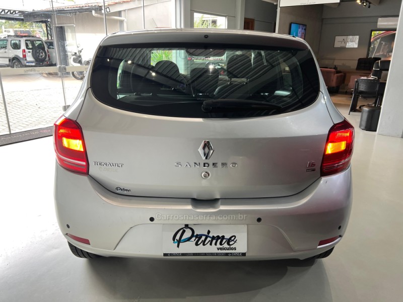 SANDERO 1.6 DYNAMIQUE 8V FLEX 4P AUTOMATIZADO - 2015 - ESTâNCIA VELHA