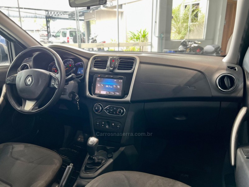 SANDERO 1.6 DYNAMIQUE 8V FLEX 4P AUTOMATIZADO - 2015 - ESTâNCIA VELHA