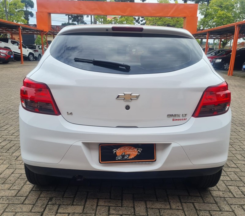 ONIX 1.4 MPFI LT 8V FLEX 4P MANUAL - 2015 - CANELA