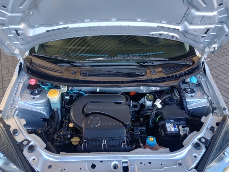 UNO 1.0 EVO ATTRACTIVE 8V FLEX 4P MANUAL - 2021 - CAXIAS DO SUL