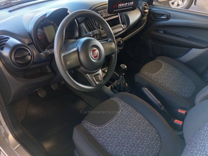 UNO 1.0 EVO ATTRACTIVE 8V FLEX 4P MANUAL - 2021 - CAXIAS DO SUL