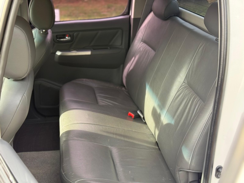 HILUX 2.7 SRV 4X4 CD 16V FLEX 4P AUTOMÁTICO - 2012 - CANELA
