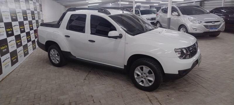 DUSTER OROCH 1.6 16V FLEX EXPRESS 4P MANUAL - 2017 - CAXIAS DO SUL