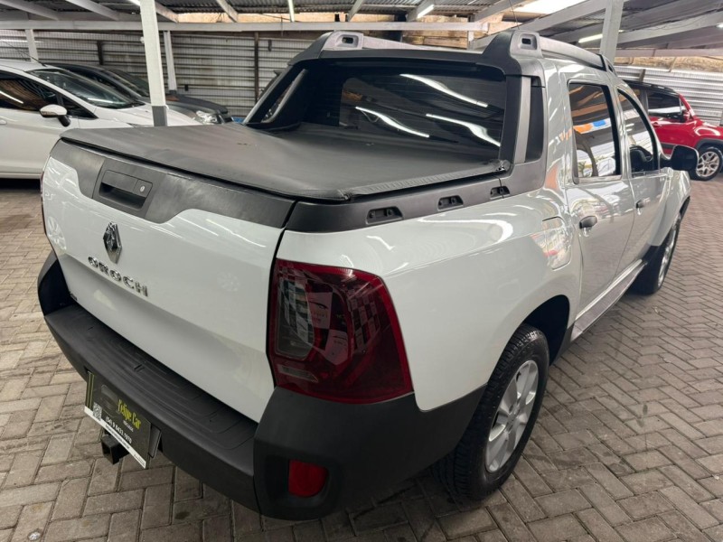 DUSTER OROCH 1.6 16V FLEX EXPRESS 4P MANUAL - 2017 - CAXIAS DO SUL