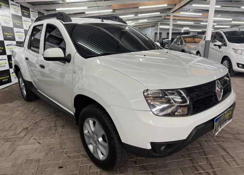 DUSTER OROCH 1.6 16V FLEX EXPRESS 4P MANUAL - 2017 - CAXIAS DO SUL